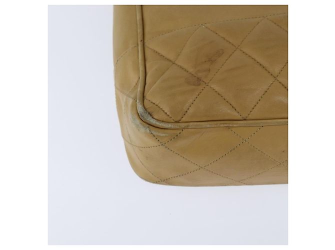 CHANEL Borsa a Spalla Matelassé con Catena in Pelle di Agnello Beige Oro CC Auth 150131 D'oro - vista 13