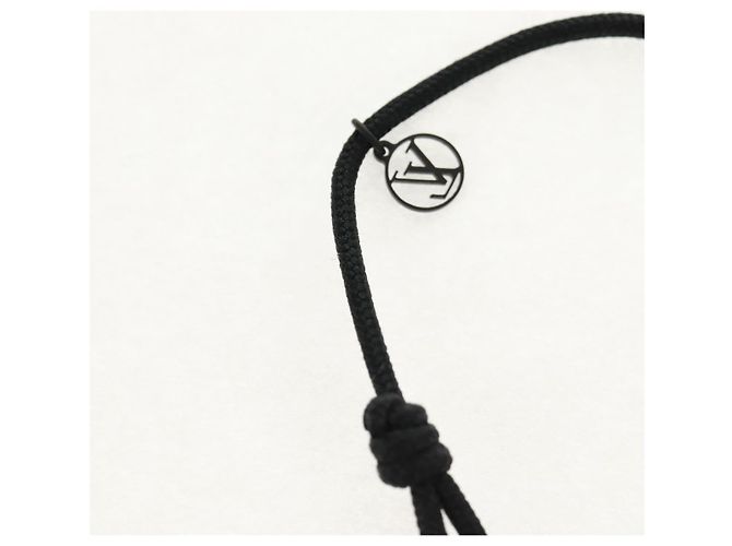 Bracciale Lockit Virgil Abloh in titanio nero LOUIS VUITTON Q05270 LV Auth 136563M - vista 8