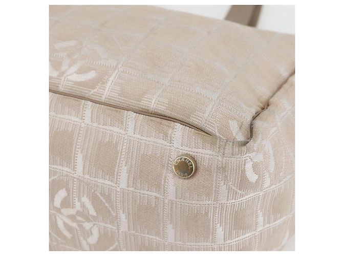 CHANEL Nuova Borsa Tote da Viaggio Nylon Beige Oro CC Auth ti3422 D'oro - vista 10