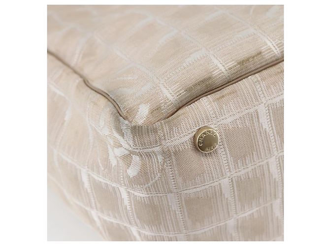 CHANEL Nuova Borsa Tote da Viaggio Nylon Beige Oro CC Auth ti3422 D'oro - vista 13