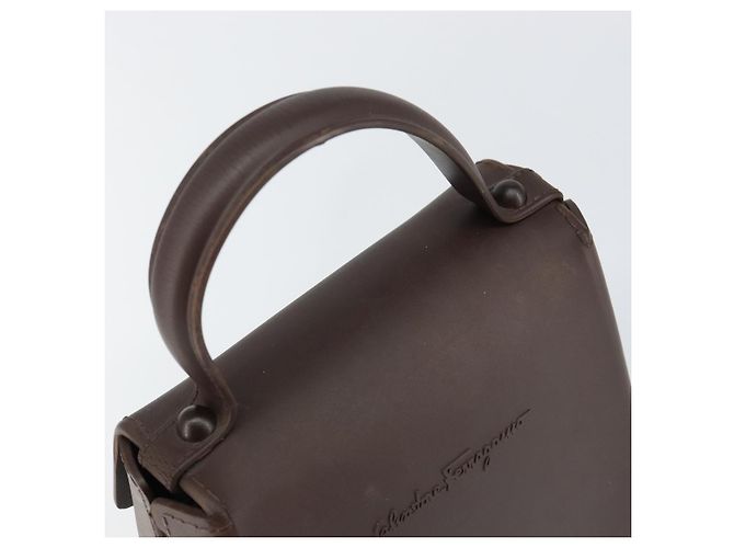 Borsa a mano Gancini in gomma marrone Auth gh987 di Salvatore Ferragamo - vista 6