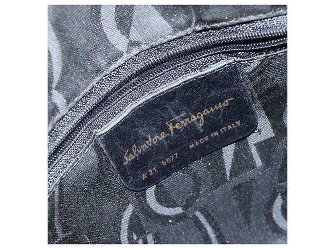 Borsa a Spalla Vala in Pelle Embossed Nera e Oro Auth BA6288 di Salvatore Ferragamo Nero D'oro - vista 12