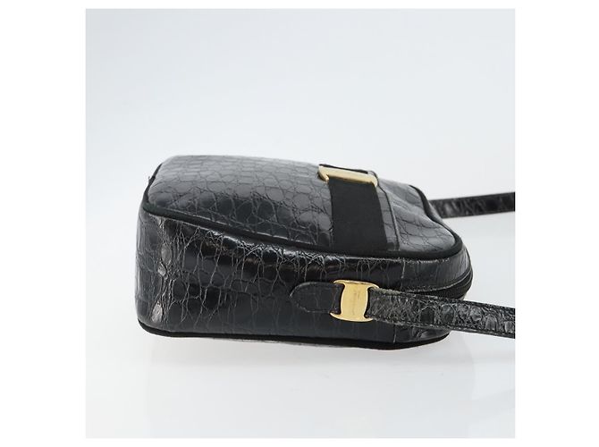 Borsa a Spalla Vala in Pelle Embossed Nera e Oro Auth BA6288 di Salvatore Ferragamo Nero D'oro - vista 3