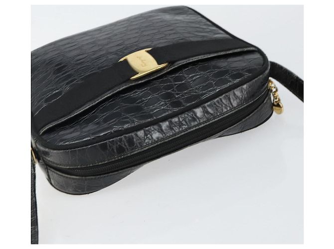 Borsa a Spalla Vala in Pelle Embossed Nera e Oro Auth BA6288 di Salvatore Ferragamo Nero D'oro - vista 6