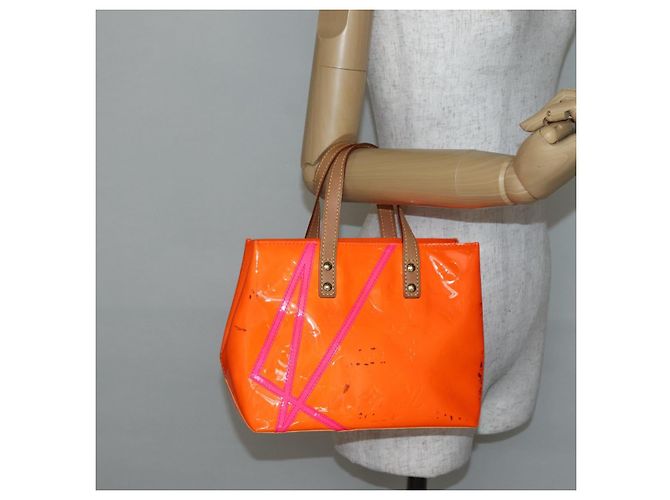 LOUIS VUITTON Borsa Reade PM Monogram Vernis Fluo Rosa Arancio M91903 Auth 143574 Arancione - vista 22