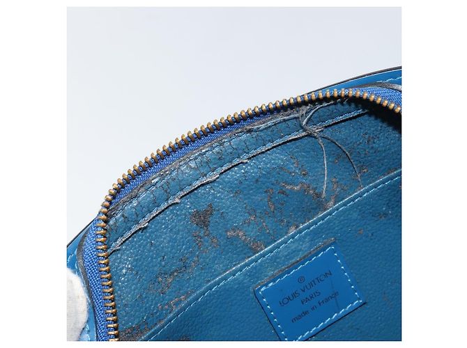 LOUIS VUITTON Pochette Dauphine GM Epi Blu M48435 LV Auth 144943 - vista 13