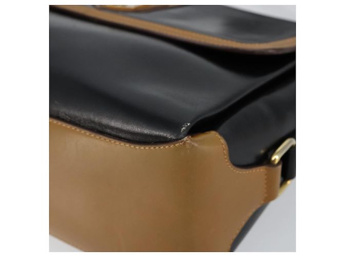 Céline Bolso de Hombro de Cuero Negro y Dorado Auth BA6127 - vista 9