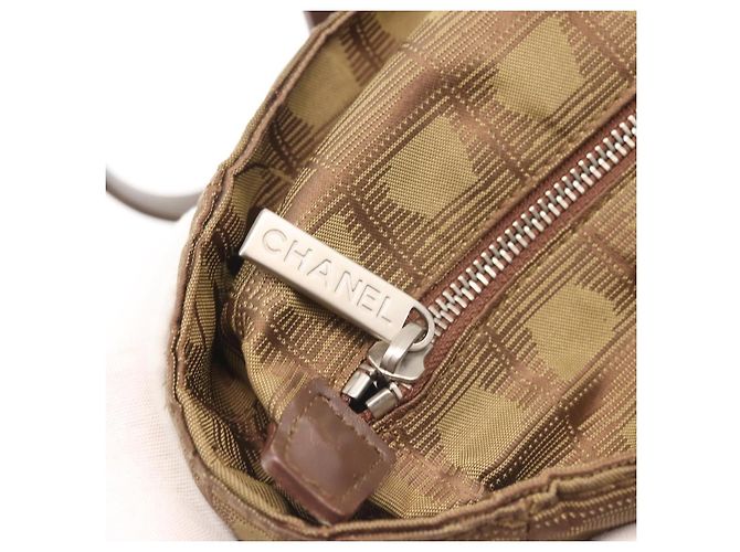 CHANEL Nuova Borsa Tote da Viaggio Nylon Khaki CC Auth 143817 Cachi - vista 18