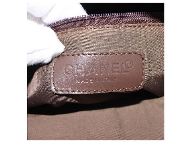 CHANEL Nuova Borsa Tote da Viaggio Nylon Khaki CC Auth 143817 Cachi - vista 19