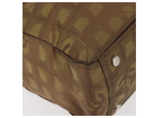 CHANEL Nuova Borsa Tote da Viaggio Nylon Khaki CC Auth 143817 Cachi - vista 8