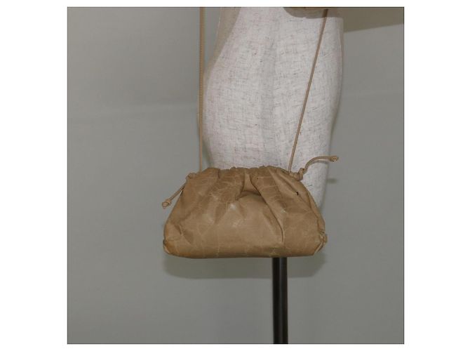 Autre Marque BOTTEGA VENETA Die Pouch Schultertasche aus Leder Beige Auth bs29939 - Ansicht 20