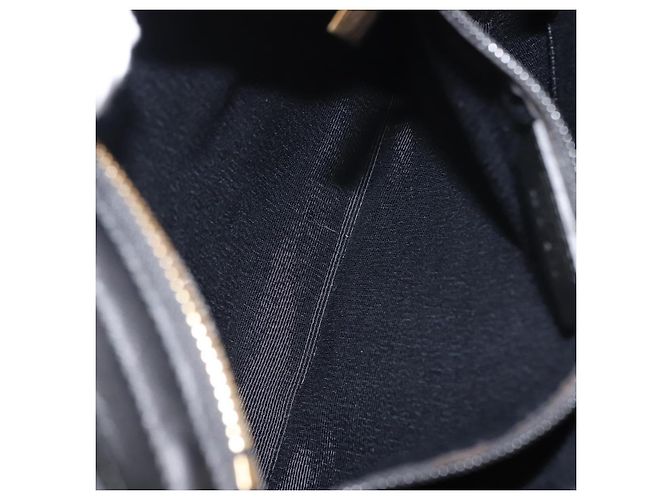 Borsa a Spalla Vala in Nylon Smaltato Nero Auth BA6793 di Salvatore Ferragamo - vista 22