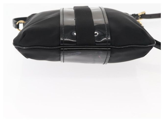 Borsa a Spalla Vala in Nylon Smaltato Nero Auth BA6793 di Salvatore Ferragamo - vista 5