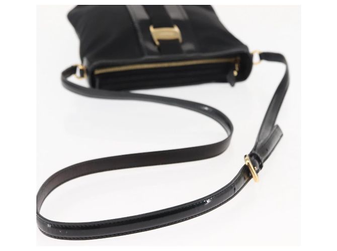 Borsa a Spalla Vala in Nylon Smaltato Nero Auth BA6793 di Salvatore Ferragamo - vista 7