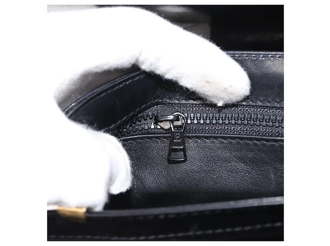 Céline Borsa a Spalla CELINE in Pelle Nera Oro Auth 149543 Nero D'oro - vista 22