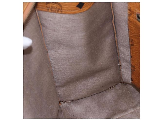 Borsa tote MCM Logogram Vicetos in pelle PVC marrone e oro Auth 150113 D'oro - vista 19