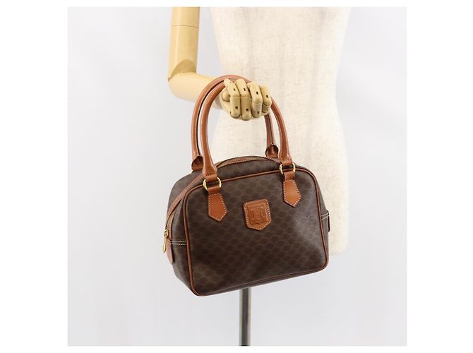 Céline Borsa a mano in tela Macadam CELINE in pelle PVC marrone oro Auth bs30599 D'oro - vista 22