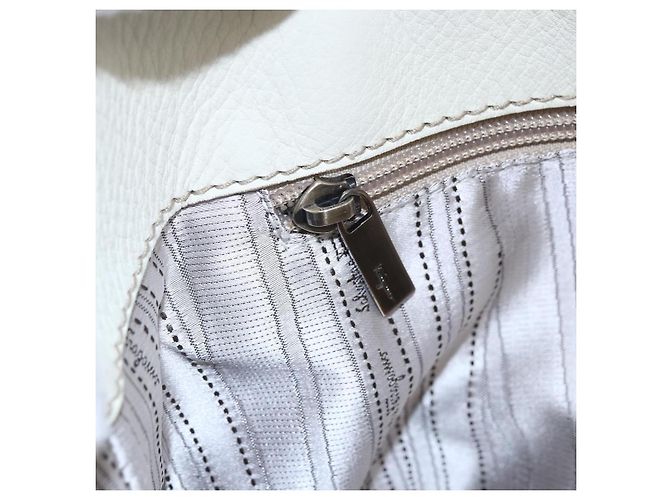 Borsa tote in pelle bianca e argento Salvatore Ferragamo Auth bs30640 Bianco - vista 18