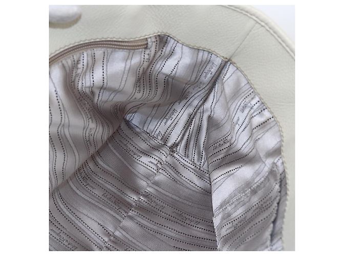 Borsa tote in pelle bianca e argento Salvatore Ferragamo Auth bs30640 Bianco - vista 19