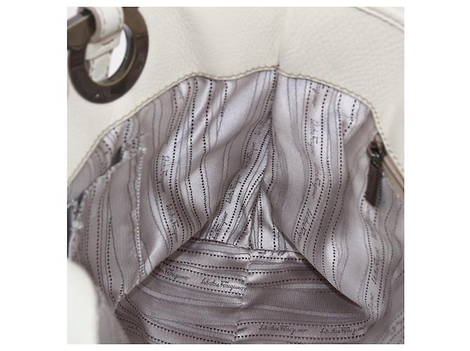 Borsa tote in pelle bianca e argento Salvatore Ferragamo Auth bs30640 Bianco - vista 20