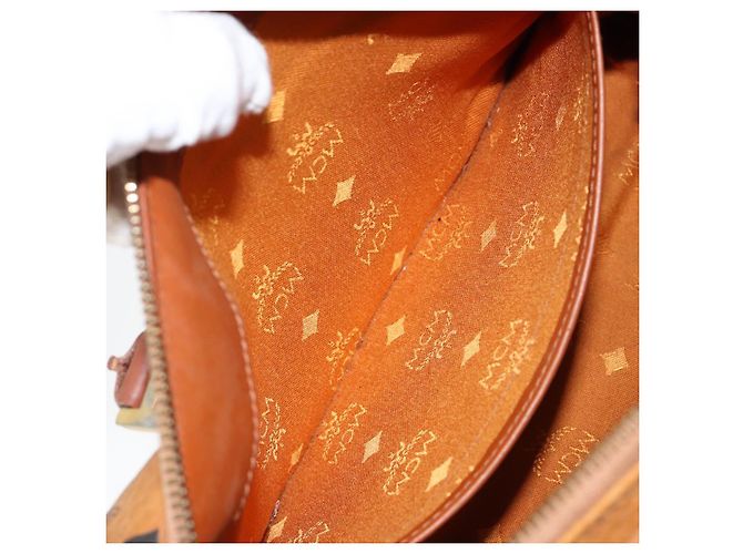 Borsa MCM Logogram Vicetos in pelle PVC marrone e oro Auth gh1240 D'oro - vista 21