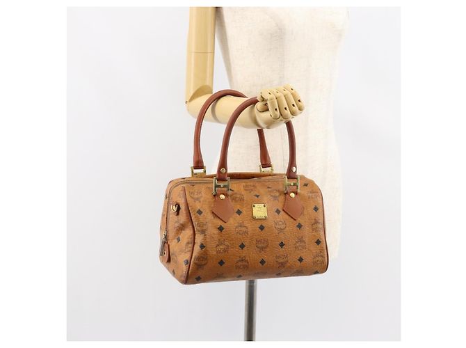 Borsa MCM Logogram Vicetos in pelle PVC marrone e oro Auth gh1240 D'oro - vista 22