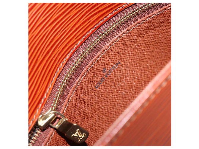 LOUIS VUITTON Borsa a Spalla Epi Saint Cloud GM Marrone M52193 LV Auth ep12120 - vista 18