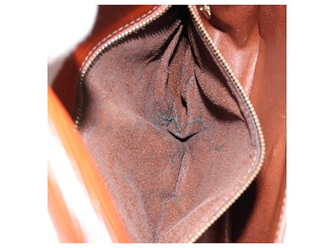 LOUIS VUITTON Borsa a Spalla Epi Saint Cloud GM Marrone M52193 LV Auth ep12120 - vista 23