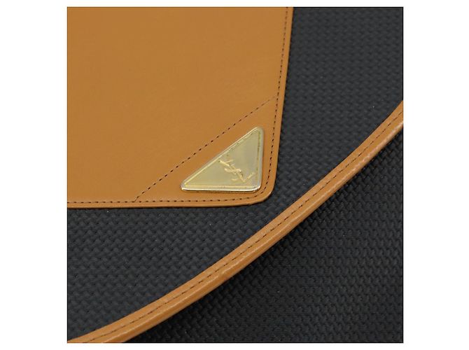 Saint Laurent Borsa a Spalla in Pelle Beige Oro Auth yk19534 D'oro - vista 14