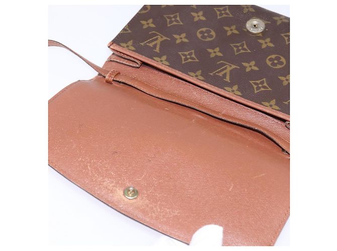 LOUIS VUITTON Borsa a Spalla Monogram Bordeaux 27 M51797 LV Auth 143318 Monogramma - vista 9
