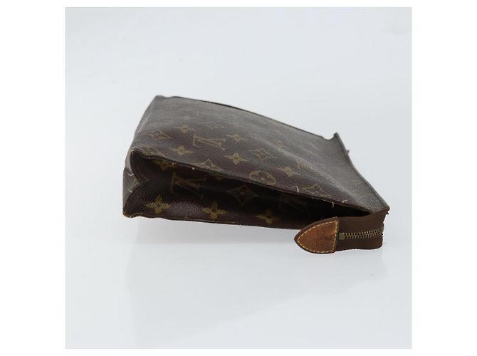 LOUIS VUITTON Poche Toilette 26 Monogram M47542 LV Auth 154487 Monogramma - vista 3
