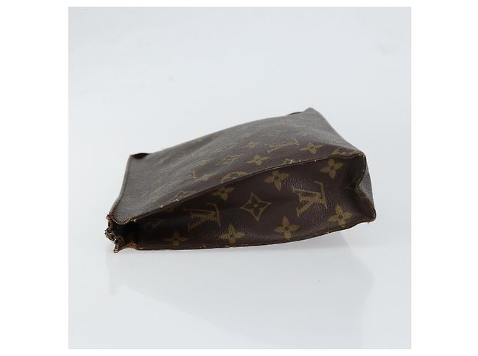 LOUIS VUITTON Poche Toilette 26 Monogram M47542 LV Auth 154487 Monogramma - vista 4