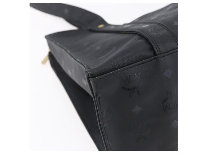 Borsa a spalla MCM Vicetos Logogram PVC Nero Oro Auth BA7690 D'oro - vista 14