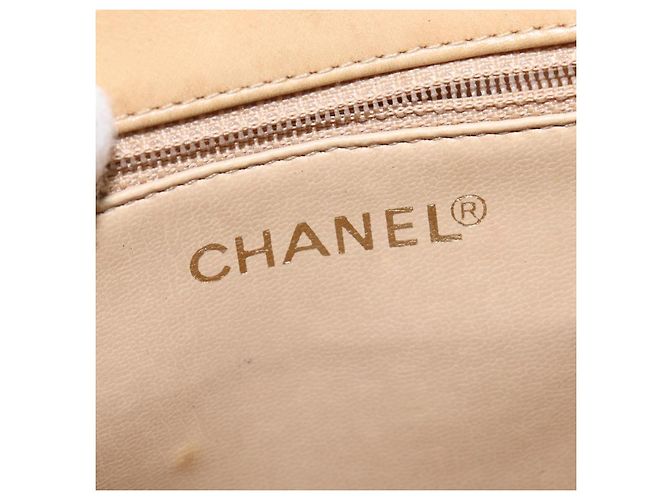 CHANEL Borsa a Spalla Matelassé in Pelle di Agnello Beige Oro CC Auth 149120 D'oro - vista 11