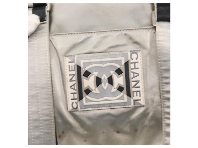 Borsa Boston in nylon argento CC Auth BA7758 della linea sportiva CHANEL - vista 19