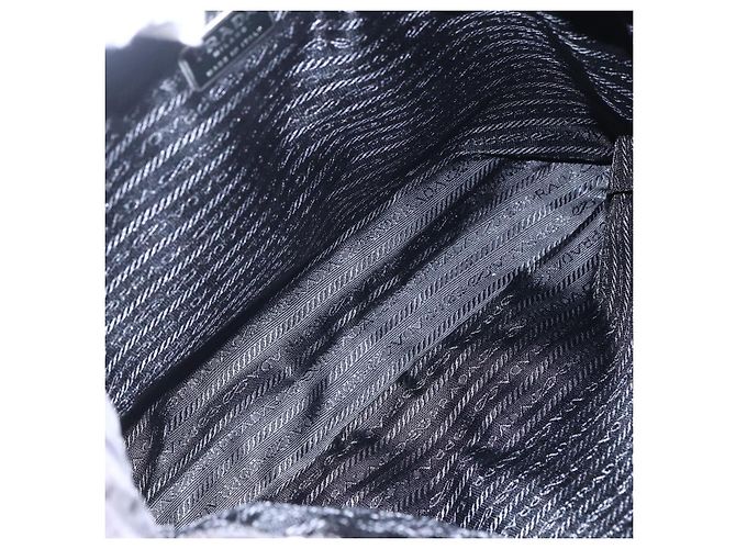 Borsa Tote Prada in Nylon Nero Argento Auth 151870 - vista 11
