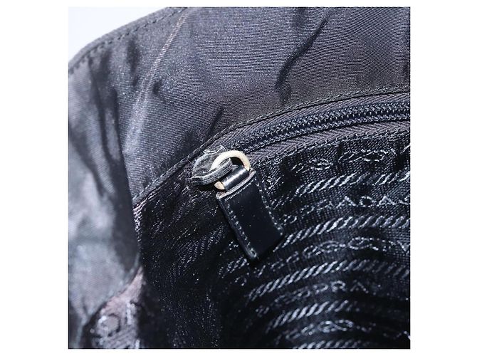 Borsa Tote Prada in Nylon Nero Argento Auth 151870 - vista 19