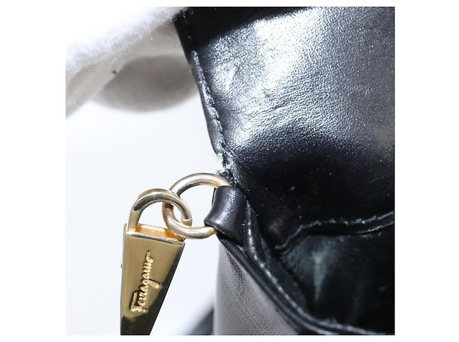 Borsa a Spalla Salvatore Ferragamo in Pelle Nera Oro Auth 149194 Nero D'oro - vista 10