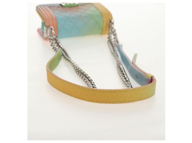 Borsa a Spalla Boy Chanel in Catena in Pelle Caviar Argento Arcobaleno CC Auth 147968SM - vista 7