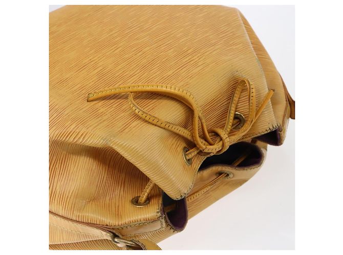 Noe LOUIS VUITTON Borsa a Spalla Petit Noé Epi Gialla M44109 LV Auth BA7004 Giallo - vista 6