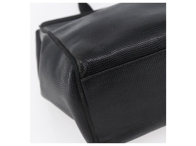 Borsa a Spalla Vala in Pelle Nera e Oro Salvatore Ferragamo Auth BA7064 Nero D'oro - vista 14