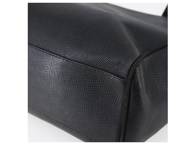 Borsa a Spalla Vala in Pelle Nera e Oro Salvatore Ferragamo Auth BA7064 Nero D'oro - vista 15