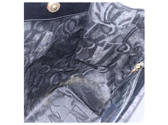 Borsa a Spalla Vala in Pelle Nera e Oro Salvatore Ferragamo Auth BA7064 Nero D'oro - vista 18