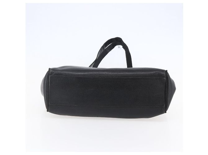 Borsa a Spalla Vala in Pelle Nera e Oro Salvatore Ferragamo Auth BA7064 Nero D'oro - vista 5