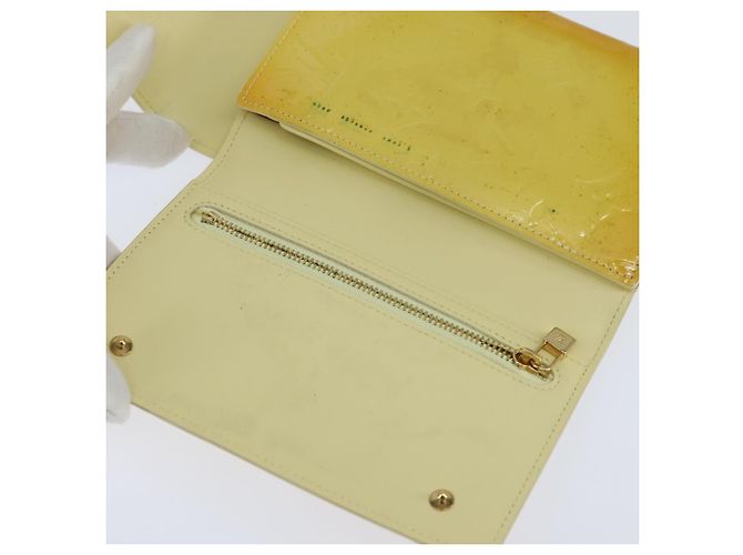Louis Vuitton PORTAFOGLI WALKER MONOGRAM VERNIS LIME GIALLO M91074 LV Auth ep10966 D'oro - vista 18
