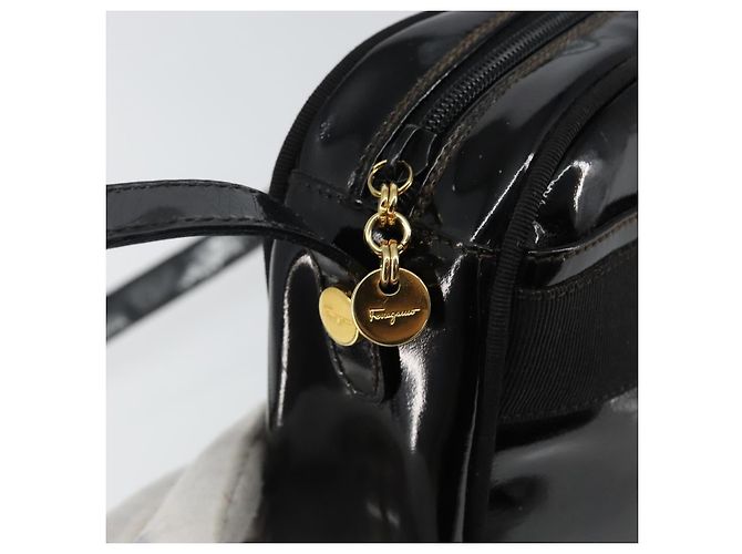 Borsa a Spalla Salvatore Ferragamo Vala Smalto Nero Oro Auth 143264 D'oro - vista 9