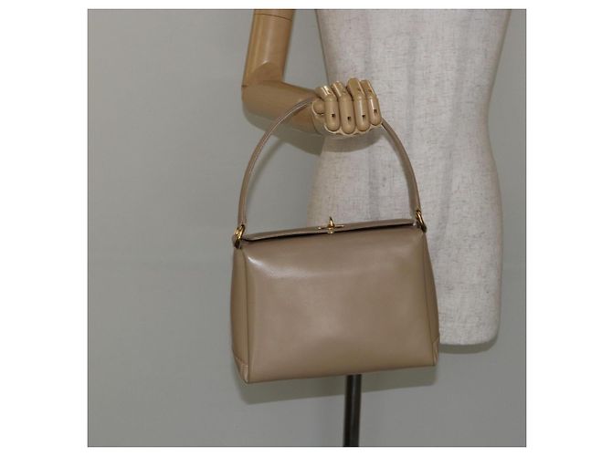 Gucci Borsa a Spalla in Pelle Beige Oro Auth ep11343 D'oro - vista 24