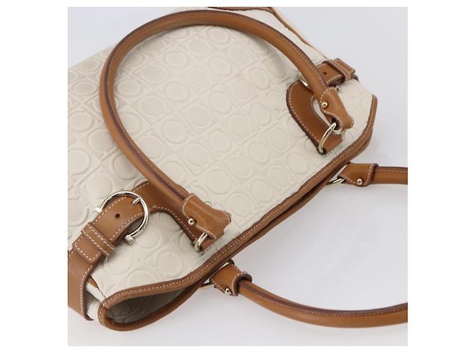 Borsa a mano Gancini in pelle avorio e oro Auth 147963 di Salvatore Ferragamo D'oro Crudo - vista 6