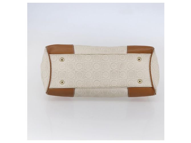Borsa a mano Gancini in pelle avorio e oro Auth 147963 di Salvatore Ferragamo D'oro Crudo - vista 9