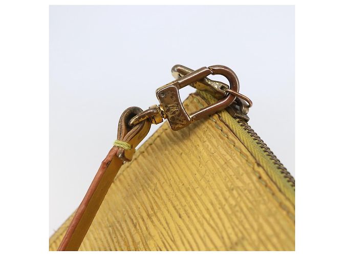 LOUIS VUITTON Pochette Accessori Epi Gialla M52989 LV Auth bs30233 Giallo - vista 15